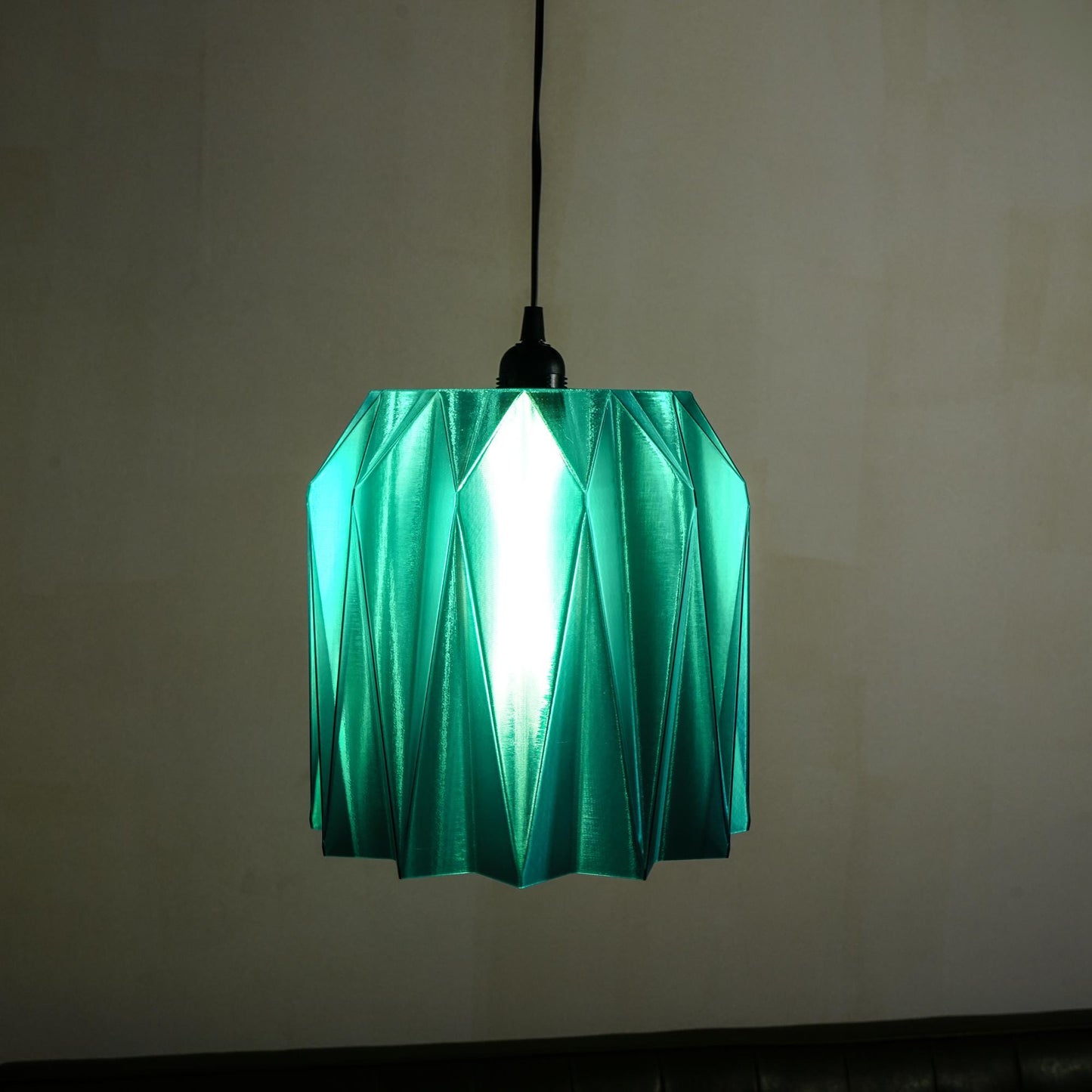 Crystal 3D Printed Lamp Shade | Modern Clear Pendant Light | Minimalist PLA Lighting | E26/E27 Compatible Light Shade