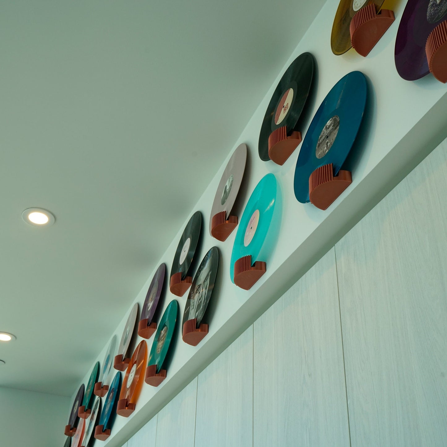 Modern Vinyl Record Storage Display, Easily Display Record Player Vinyls with Adhesive Back, Unique Ribbed Design with Curved Angle Slot