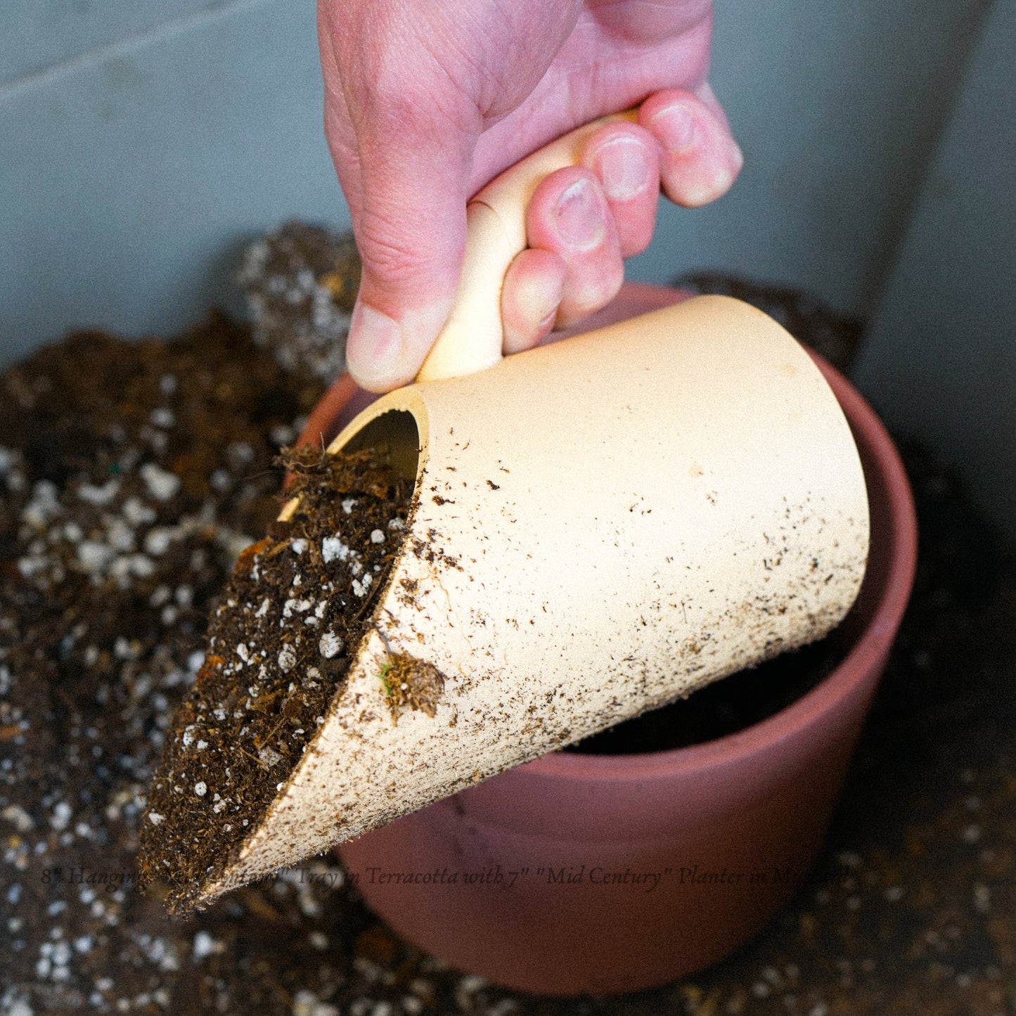 Plant Soil Scoop - Rosebud HomeGoods Black MODERN HOME GOOD