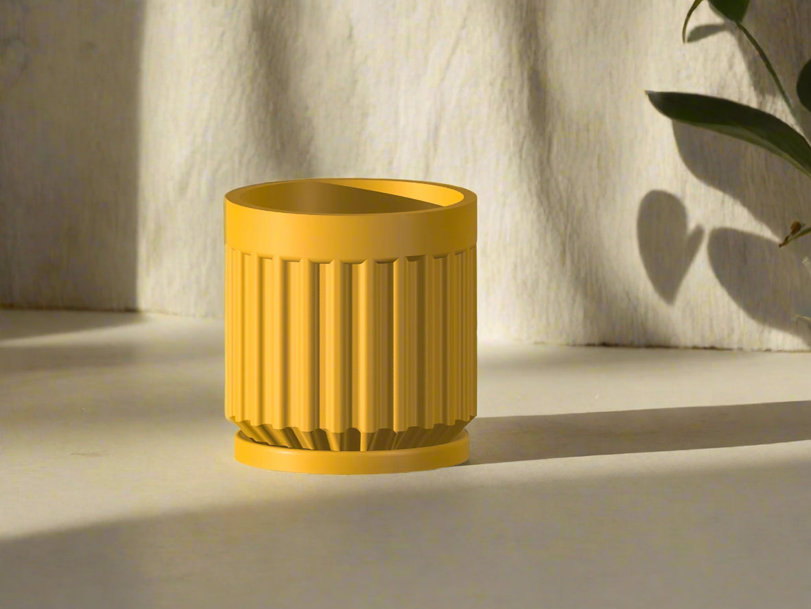 Rotunda Planter with Drainage and Drip Tray Included