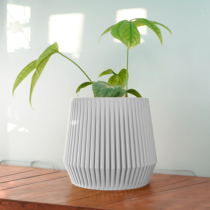 Stratos Modern Plant Pot with Drainage, 3D Printed Planter Pot Unique Modern Ribbed Design, Lightweight Stratos