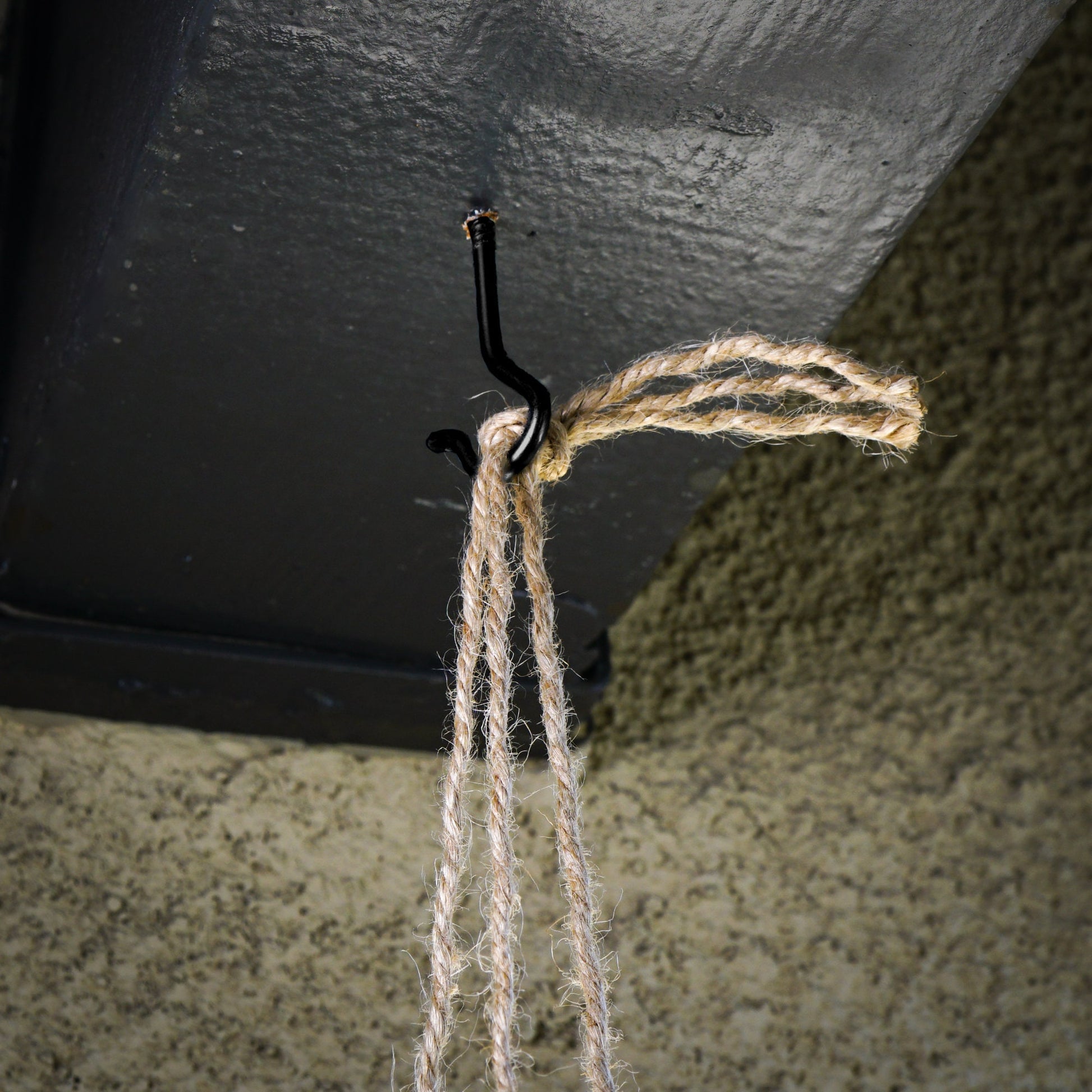 Hanging Planter for Plants With Attached Drip Tray, Indoor Outdoor Pot Unique Gift, Patio Decor, Cottagecore Decor, Entryway, Simple Tall