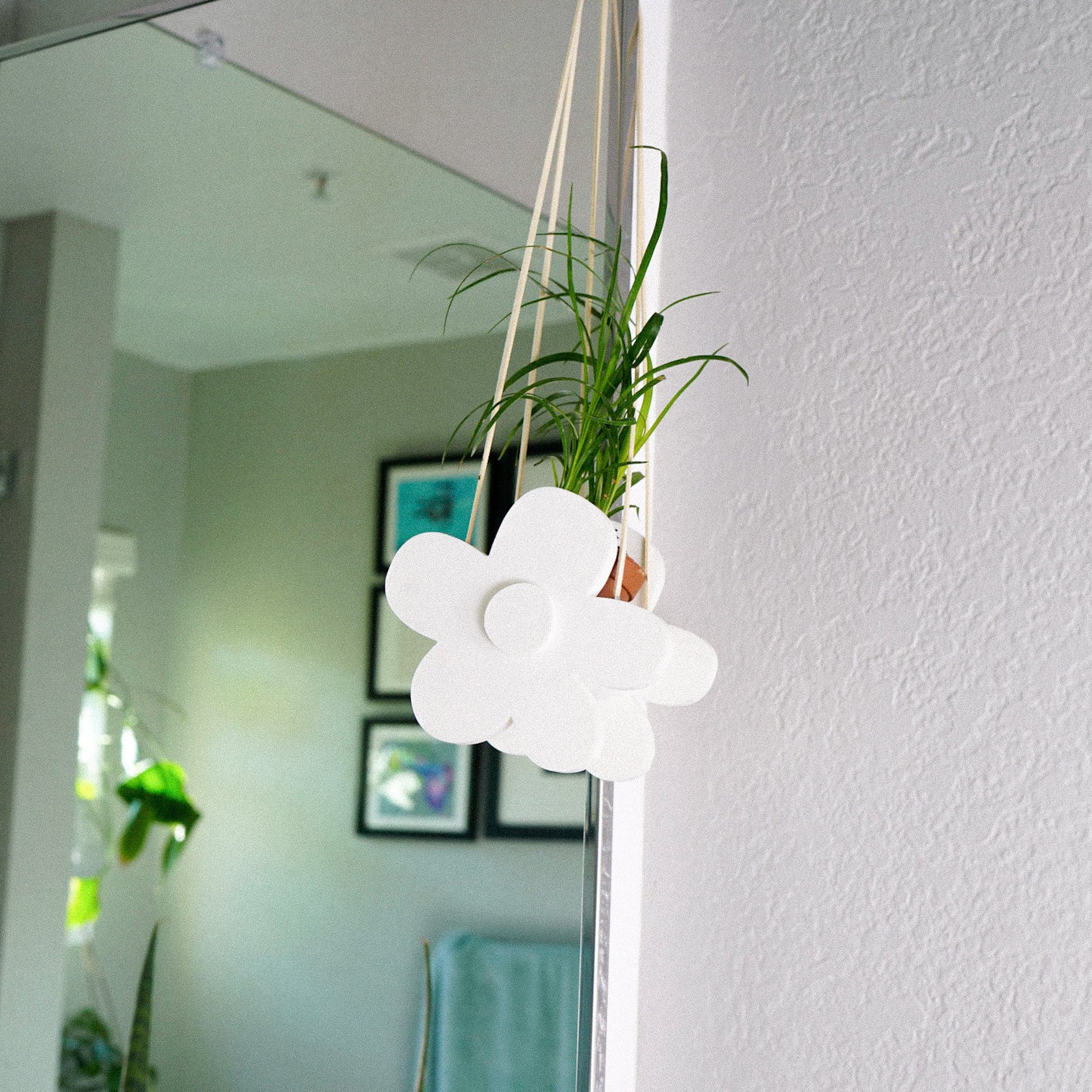 Indoor Hanging Planter, Daisy - Rosebud HomeGoods White Small MODERN HOME GOOD