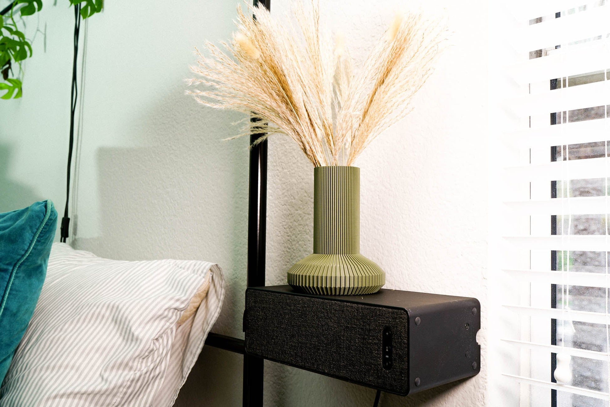 LANCIA Vase - Rosebud HomeGoods Green MODERN HOME GOOD