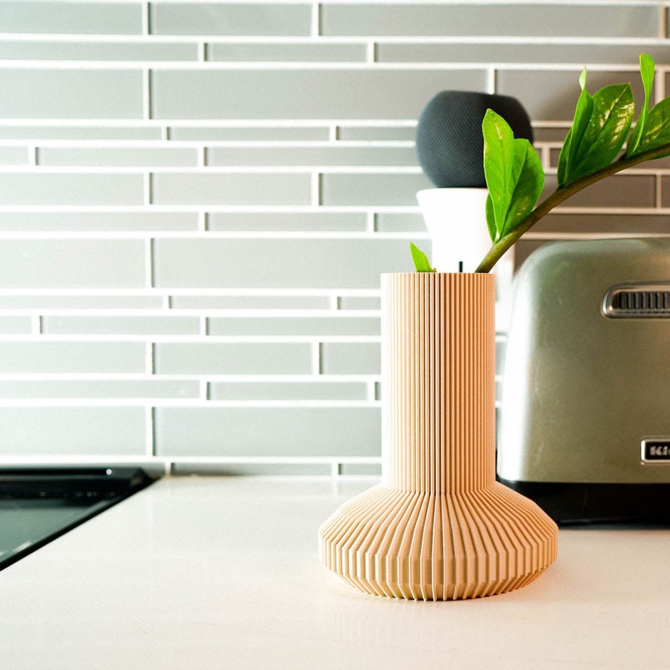 LANCIA Vase - Rosebud HomeGoods Beige MODERN HOME GOOD